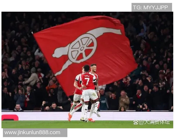 英超经典对决阿森纳逆袭曼城点球大战引爆全场激情 英超经典对决阿森纳逆袭曼城点球大战引爆全场激情