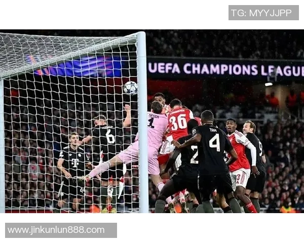 英超激战：拜仁逆转那不勒斯帽子戏法引发争议判罚全场沸腾