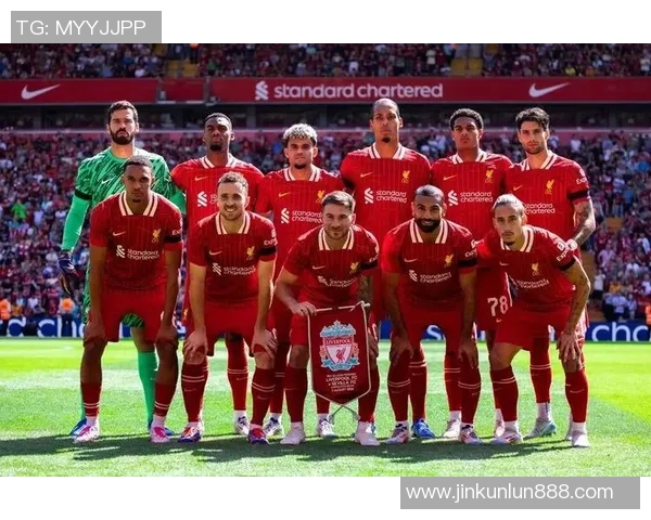 世界杯激战：多特蒙德与利物浦平局红牌争议引发全场热议与战术分析