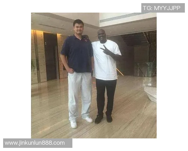 姚明专属特制凳子揭秘助力身高巨人更舒适生活的秘密设计与实用性分析