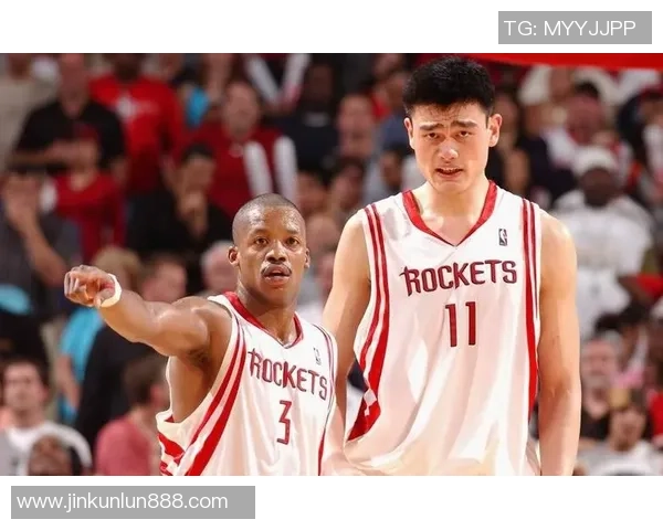 姚明在好莱坞的篮球之旅：从NBA巨星到银幕传奇的精彩故事
