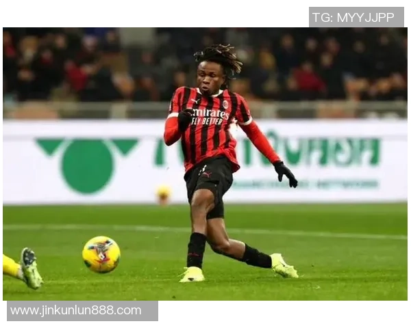 英超赛场惊现冷门AC米兰以3-0战胜莱比锡引发全场震动