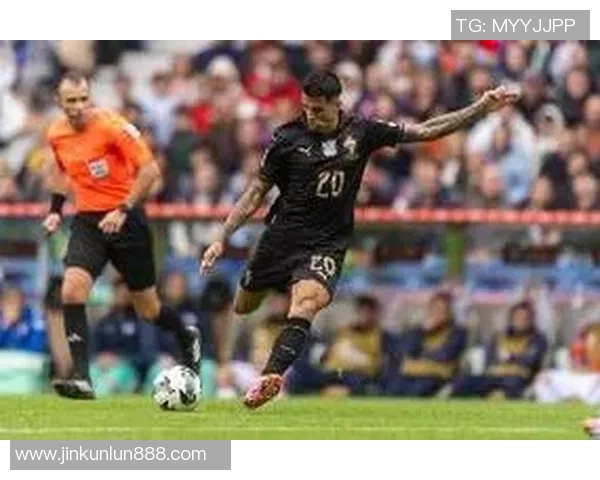 意甲激战：本菲卡逆转拜仁红牌争议引发全场热议