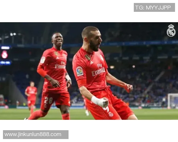 西甲精彩对决那不勒斯与利物浦激战成平补时进球引爆全场热情