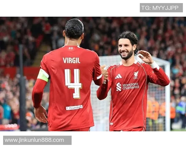 友谊赛精彩对决皇马与利物浦1比1平局绝杀瞬间引发全场狂欢