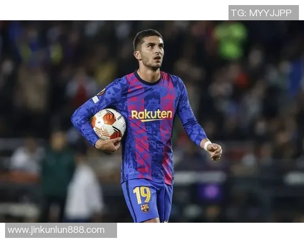 巴萨与皇马友谊赛激战四三红牌事件引发全场热议与十大精彩进球回顾 巴萨与皇马友谊赛激战四三红牌事件引发全场热议与十大精彩进球回顾