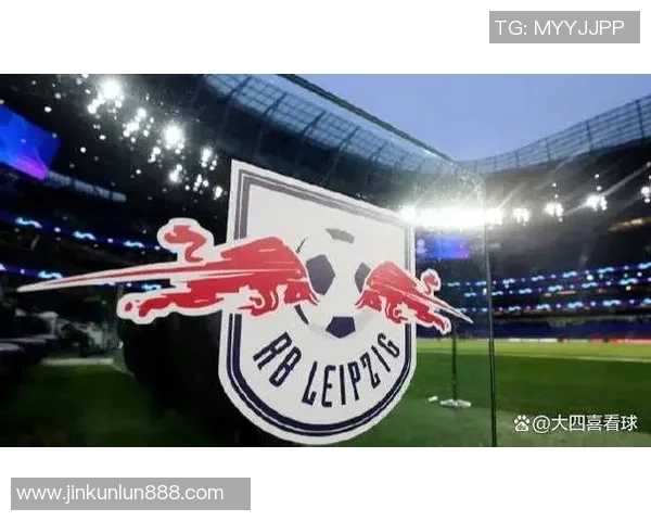 德甲大战莱比锡3-0曼城神奇扑救点燃全场气氛与转会风波