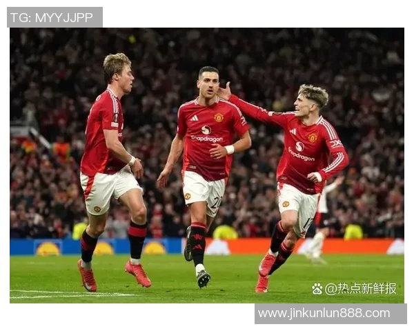 世界杯精彩对决巴黎圣日耳曼逆转里昂神扑时刻引发全场狂欢 世界杯精彩对决巴黎圣日耳曼逆转里昂神扑时刻引发全场狂欢