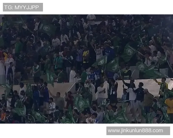 德甲惊现冷门里昂大胜马竞红牌事件引发全场热议