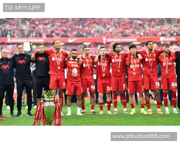 中超精彩对决曼城逆转利物浦4-3全场沸腾数据分析揭示比赛亮点 中超精彩对决曼城逆转利物浦4-3全场沸腾数据分析揭示比赛亮点