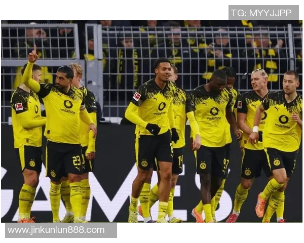 国王杯精彩对决多特蒙德3-0战胜里昂神扑瞬间引发全场欢呼与战术解析