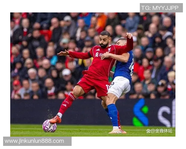 意甲惊天一战里昂狂胜利物浦五球引发全场震动 意甲惊天一战里昂狂胜利物浦五球引发全场震动