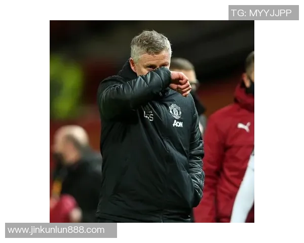 欧联杯精彩对决曼联与AC米兰战平红牌事件引发全场热议