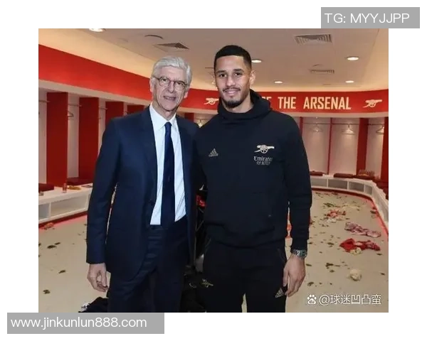 欧联杯精彩对决里昂大胜阿森纳乌龙球成比赛转折点解析