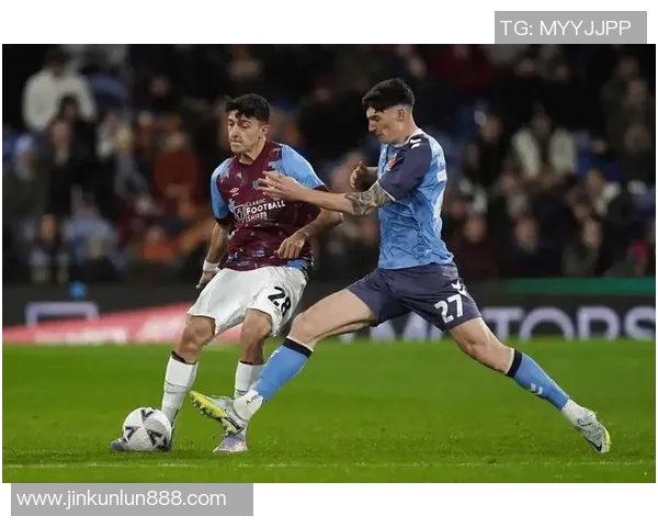 热刺逆袭莱比锡5-1大胜红牌争议引发全场热议