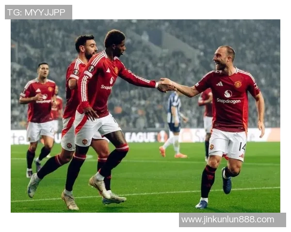 国王杯惊现冷门曼联与波尔图激战成平局引发转会热议