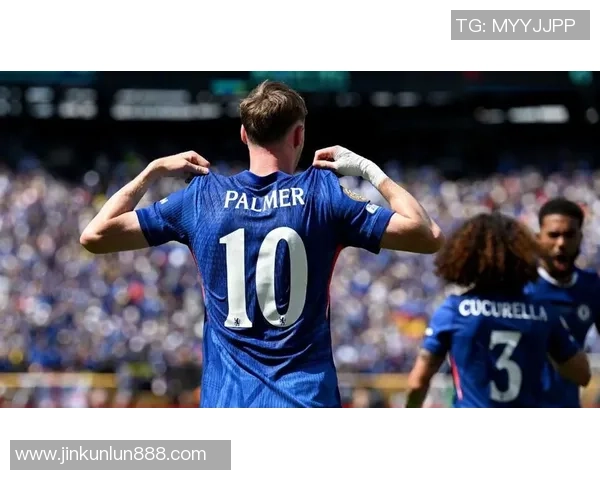 意甲激战：巴黎圣日耳曼与切尔西平局红牌争议引发全场热议