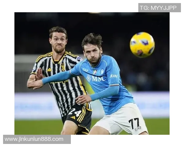 欧冠大战：那不勒斯狂胜尤文图斯四球全场沸腾数据解析引发热议