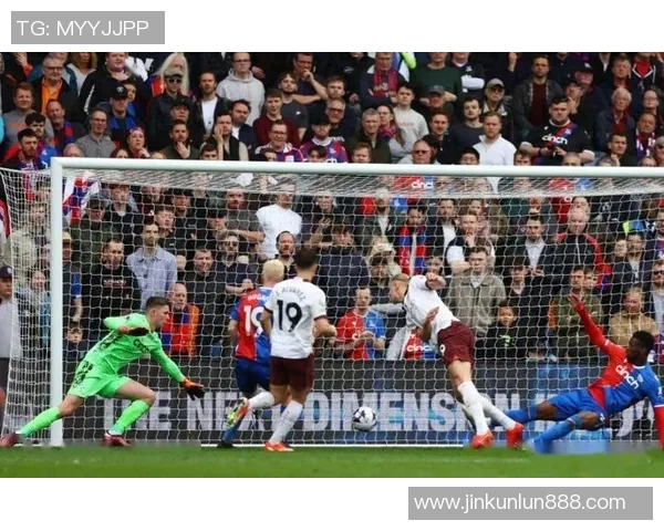 英超激战阿森纳逆转曼城2-1胜利引爆全场激情瞬间