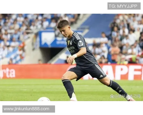 西甲焦点战切尔西与皇马鏖战至平局争议判罚引发全场热议