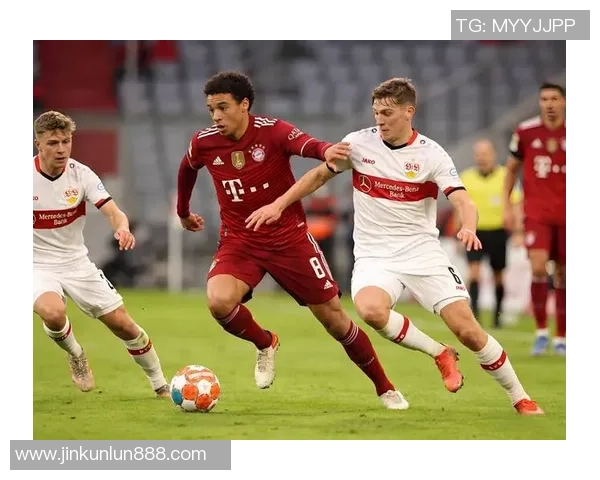 世界杯焦点战拜仁与曼城平局红牌争议引发热议与转会传闻交织