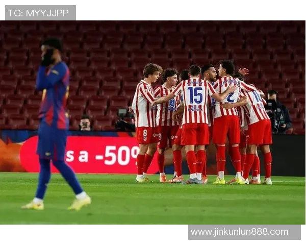 德甲焦点战：拜仁逆转巴萨全场精彩瞬间与战术解析