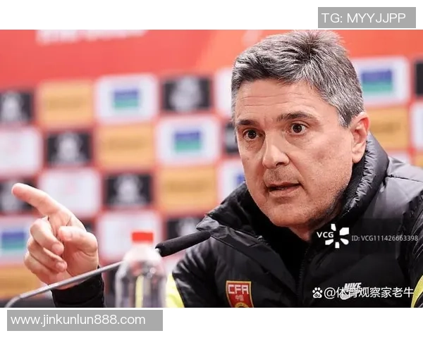 西甲惊天逆转本菲卡狂胜里昂引发争议判罚全场沸腾 西甲惊天逆转本菲卡狂胜里昂引发争议判罚全场沸腾