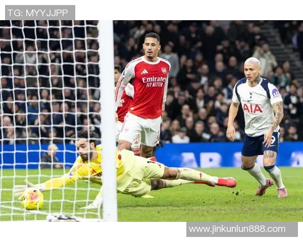 西甲赛场惊现冷门尤文图斯与热刺战成平局帽子戏法引发全场狂欢